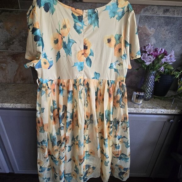 Yellow Floral Dress with Organza Skirt & Lining – Plus Size 3XL - Picture 1 of 3